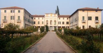 valp-villa costanza